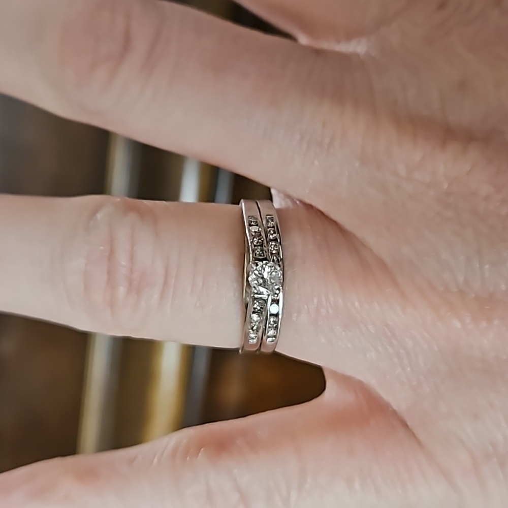 Platinum wedding ring set